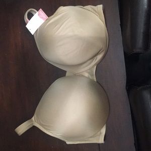 Cacique Full Coverage Bra 48DD